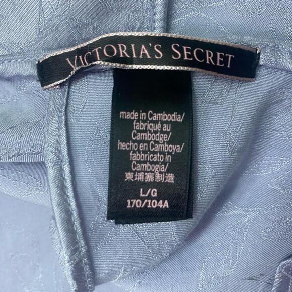 Victoria’s Secret - Open back satin cami - Picture 6 of 11